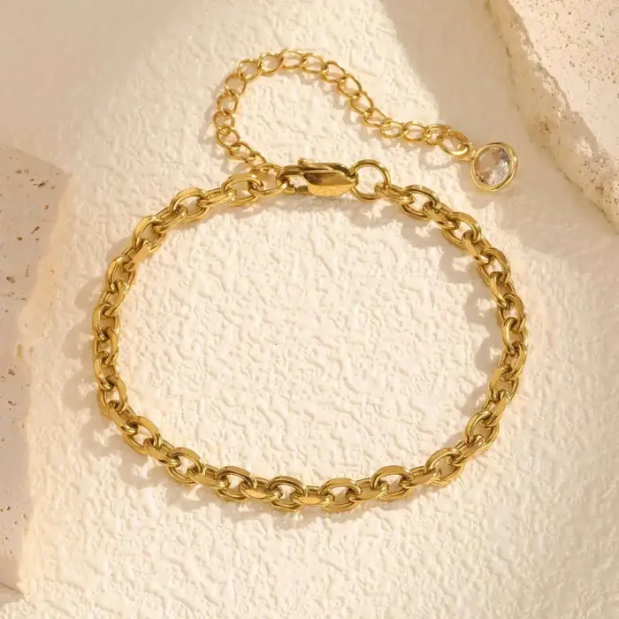 Bracelet élégant en zircone cubique pour femmes