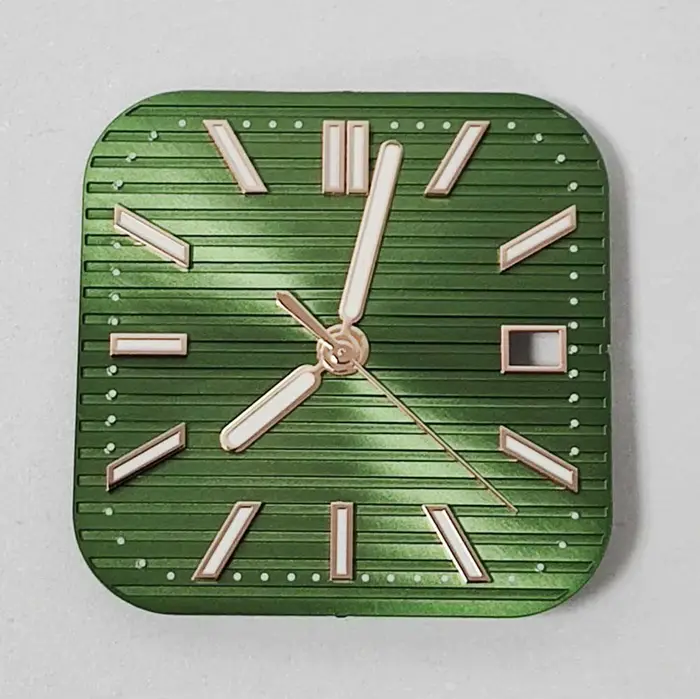 Cadran de montre carré rayé sans logo 29