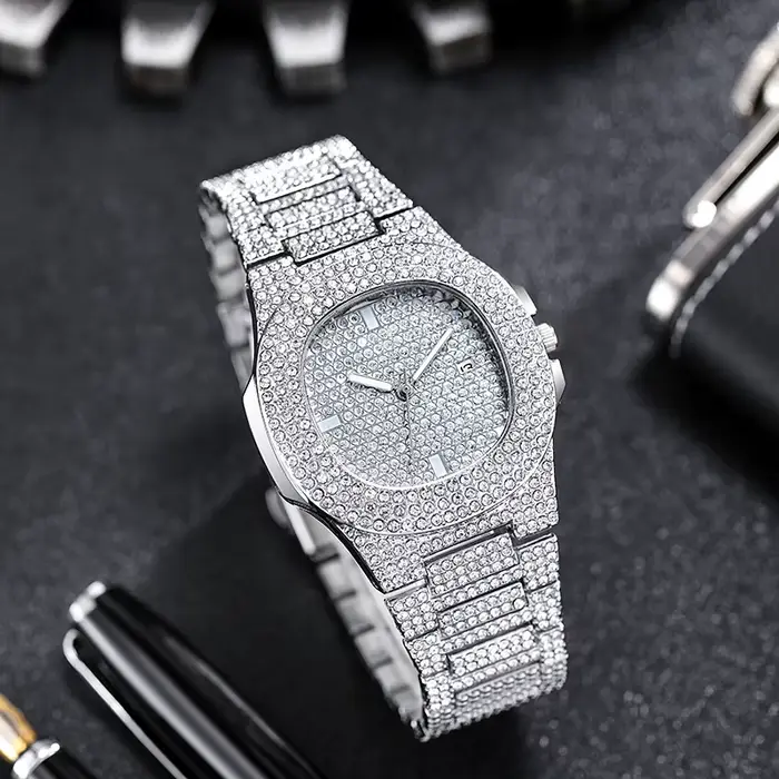 Montre-bracelet en or et argent glacé pour femme