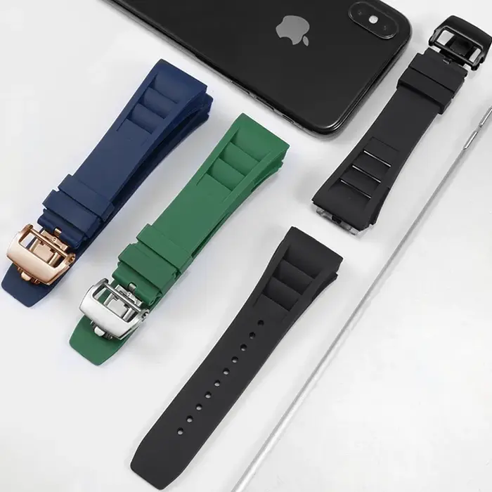 Nouveau bracelet de montre en caoutchouc rouge