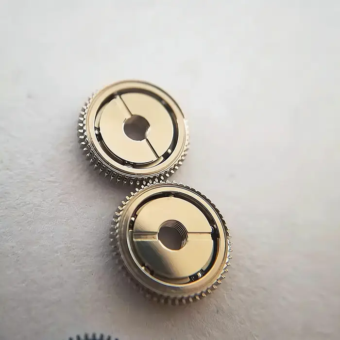 Roulement à billes automatique pour mouvement 7009