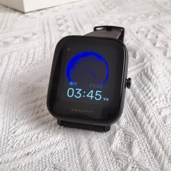 Amazfit Bip U Pro montre intelligente SpO2 5ATM étanche Bluetooth5.0 GPS surveillance du sommeil Version mondiale 95 nouvelle exposition SmartWatch