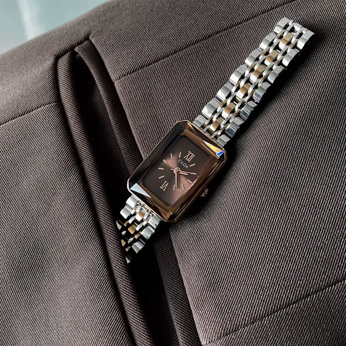 Montre rétro CILOA pour femme